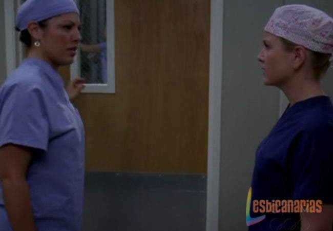 Callie y Arizona enojadas