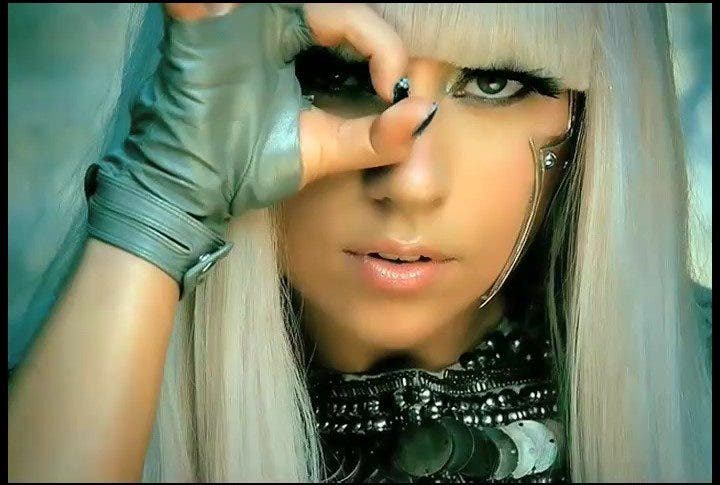 Música con toque lésbico: Poker Face