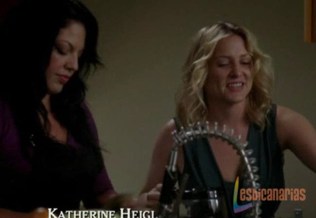 Callie y Arizona desayunando