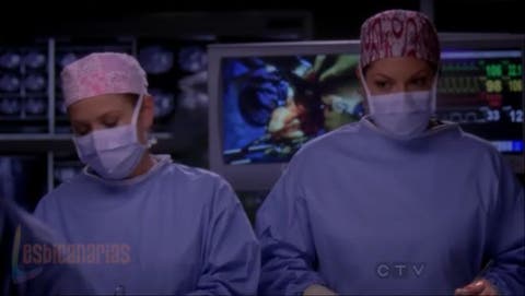 Callie y Arizona en el quirófano