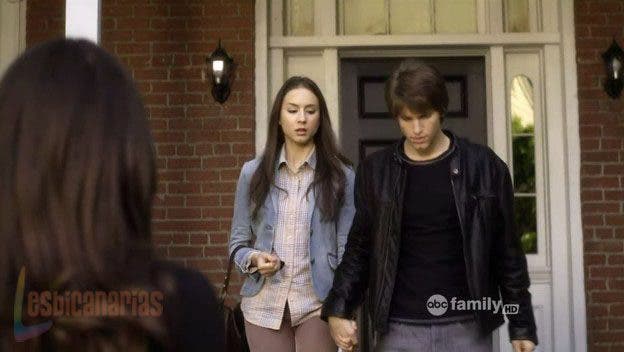 PLL 1x17 10