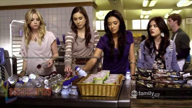 Pretty Little Liars 2x02 03