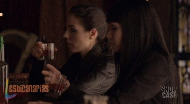 Lost Girl 2x01 08