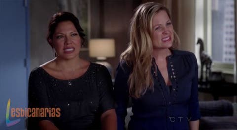 Callie y Arizona con cara de circunstancia