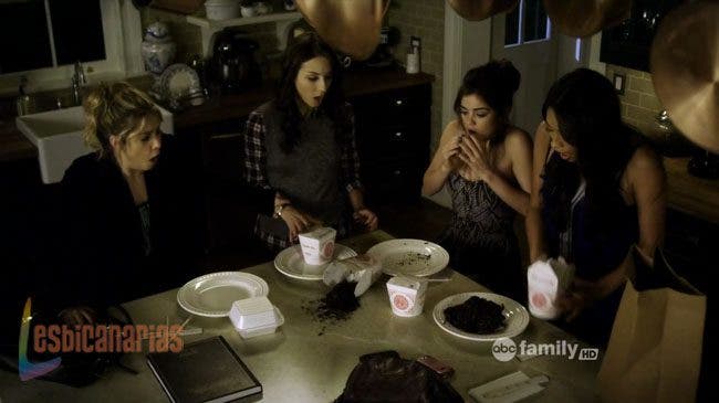 Pretty Little Liars 2x16 10