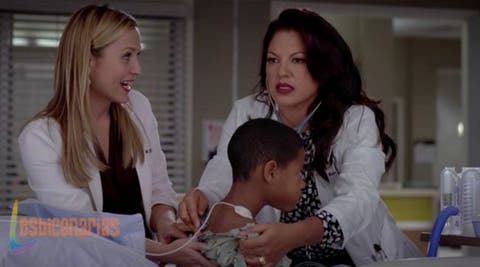 Callie y Arizona trabajando