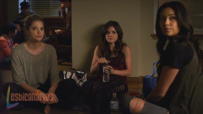 Pretty Little Liars 2x19 08