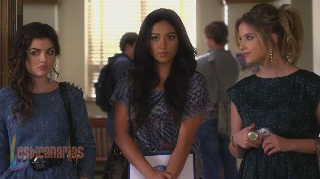 Pretty Little Liars 2x21 13