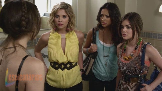 Pretty Little Liars 3x02 10