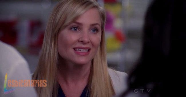 Arizona explicándole los nombres a Callie