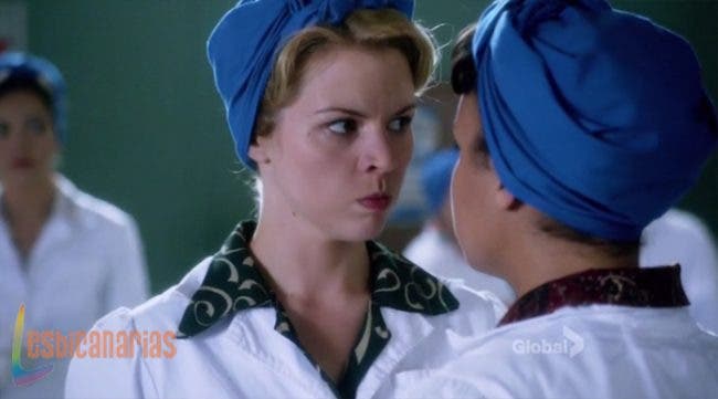 Betty discutiendo con Reggie