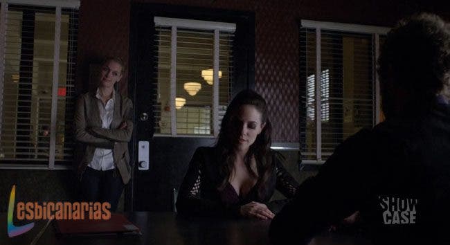 Tamsin y Dyson interrogando a Bo