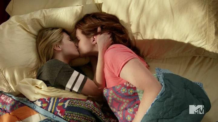 Faking it resumen de episodio 1×02 Amy y Karma