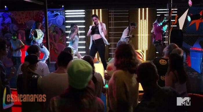 Fifth harmony en Faking It