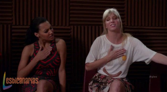 Brittana-cantando-el-Mash-up