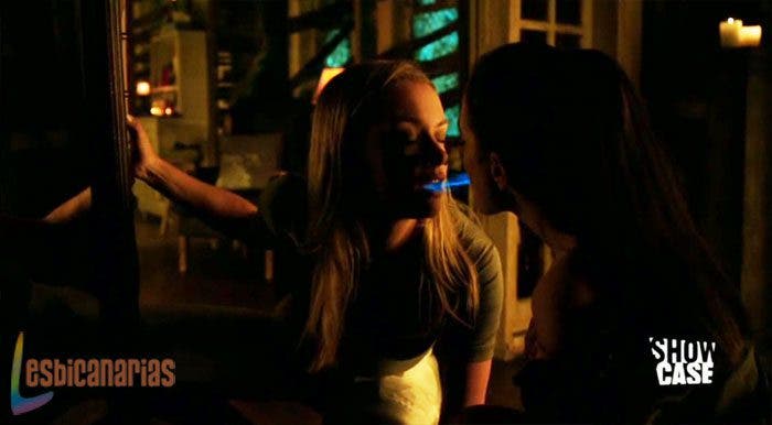 Tasmin y Bo en Lost Girl