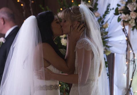 Boda de Brittany y Santana en Glee