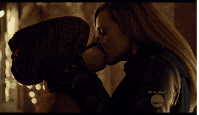 beso cosima y delphine