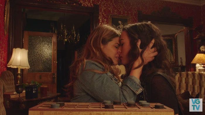 Carmilla resumen de episodio 2×27 a 2×28