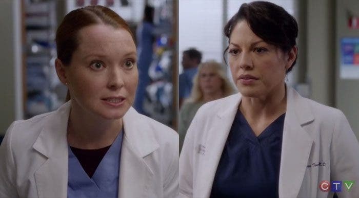 Callie y Penny hablando con Meredith