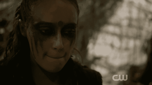 He aquí nuesta Lexa post-confesión de amor intentando procesar lo que acaba de hacer