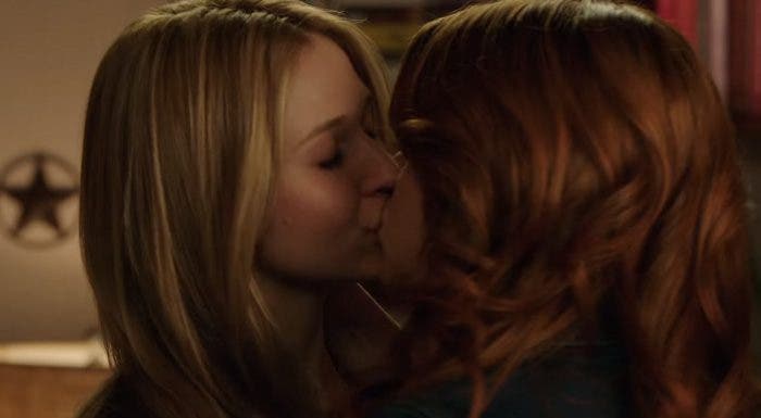 Karmy regresa con todo en el nuevo tráiler de Faking It