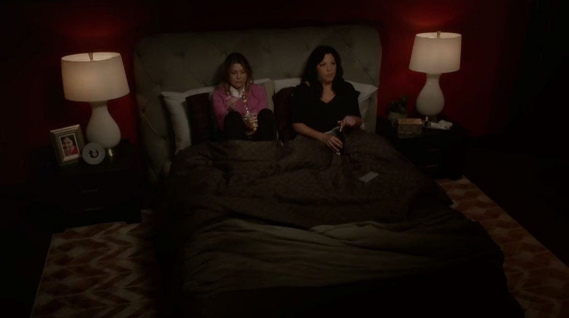 Callie y Meredith bebiendo