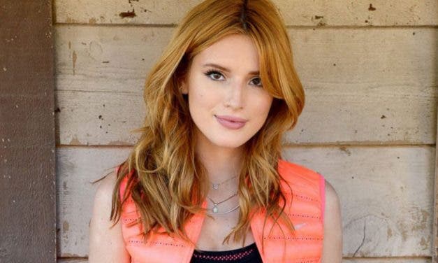 Bella Thorne sale del armario de la forma más relajada posible