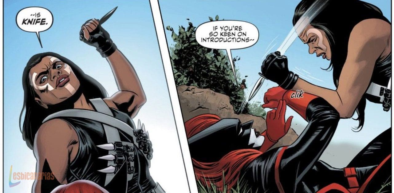 Batwoman peleando con Knife