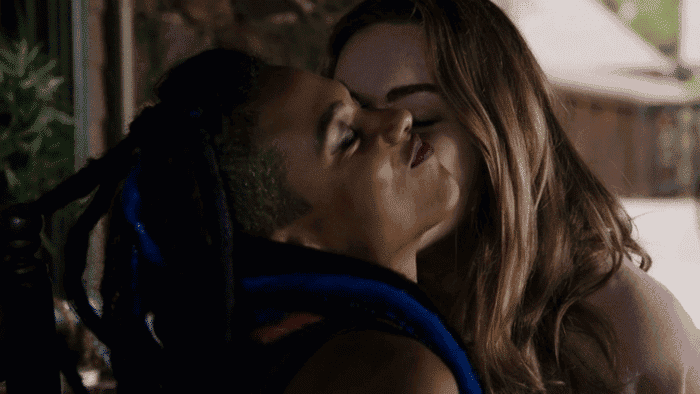 Sense8: Resumen de episodio 2×07 – Nomi y Amanita