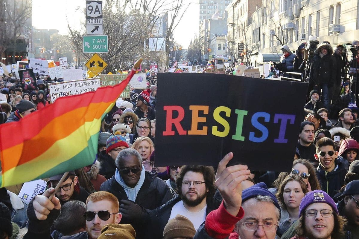 Orgullo LGBT ¿Es tiempo de dejar el desfile y volver a la protesta?