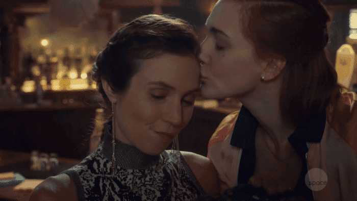 Wynonna Earp: Resumen de episodio 2×08 – Waverly y Nicole