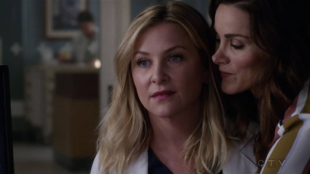 Arizona y Carina resumen de episodio 14×01-02 – Anatomía de Grey