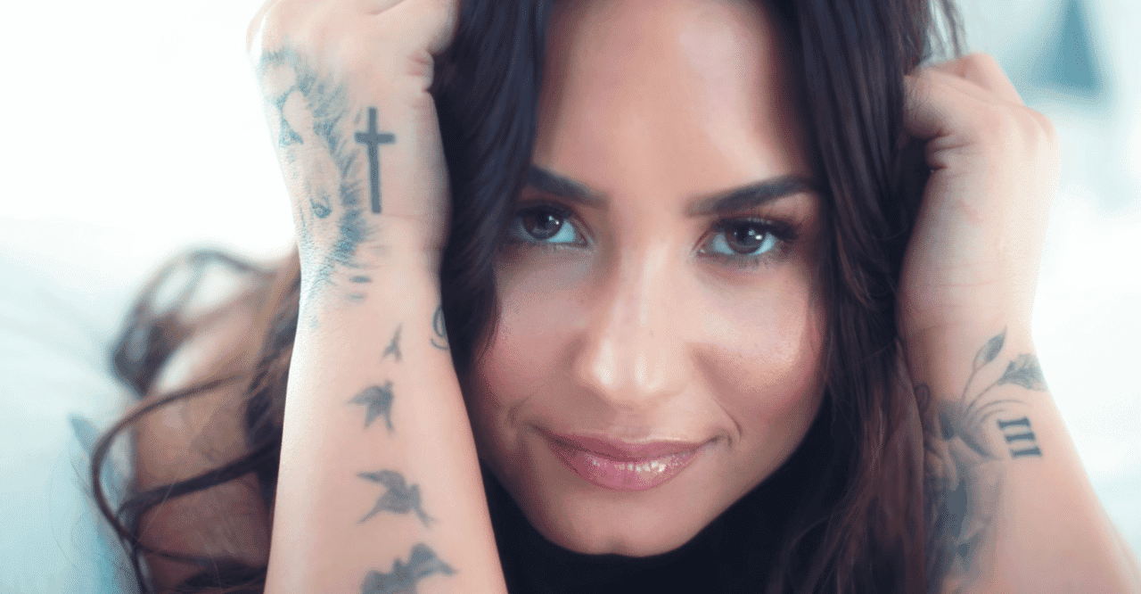 Demi lovato bisexual