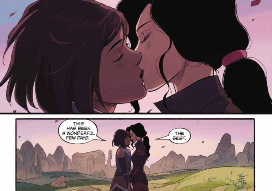 Korrasami besándose