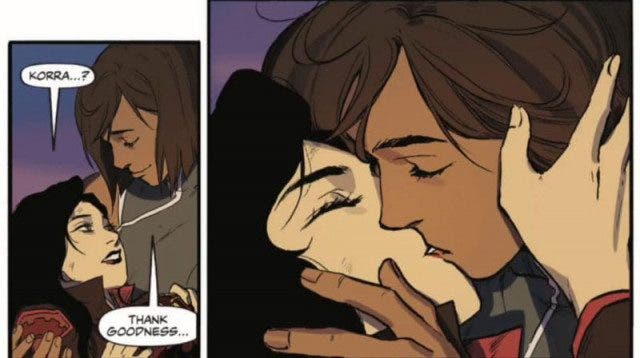 Beso entre Korra y Asami