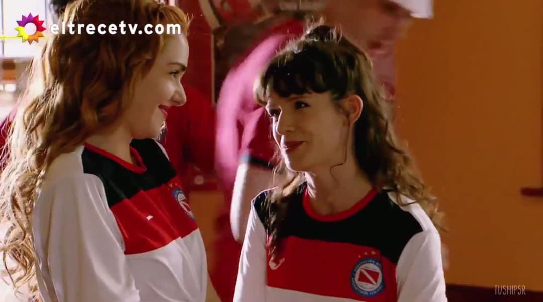 Flor y Jazmín en el fútbol