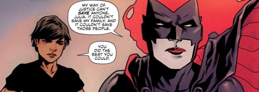 Batwoman hablando con Julia