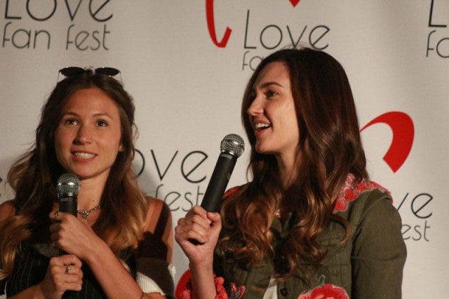 Kat Barrell y Dominique Provost Chalkley