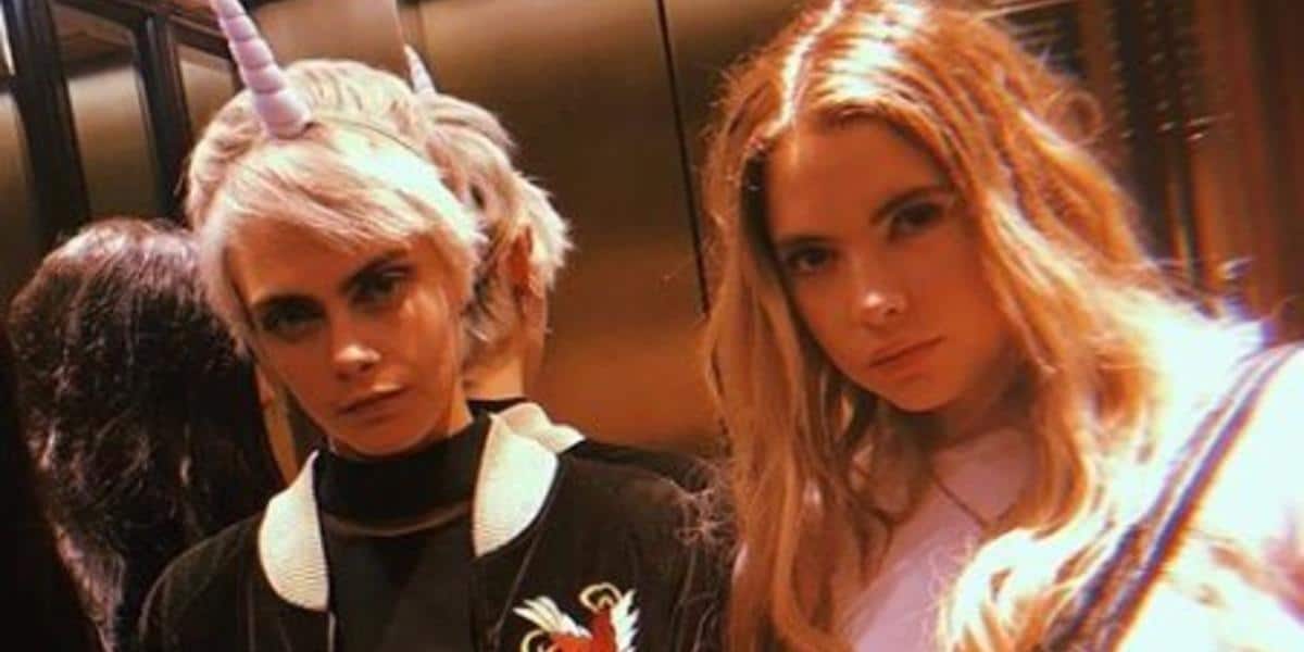 Ashley Benson y Cara Delevingne ¿confirman romance?