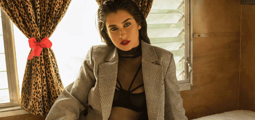 Lauren Jauregui3