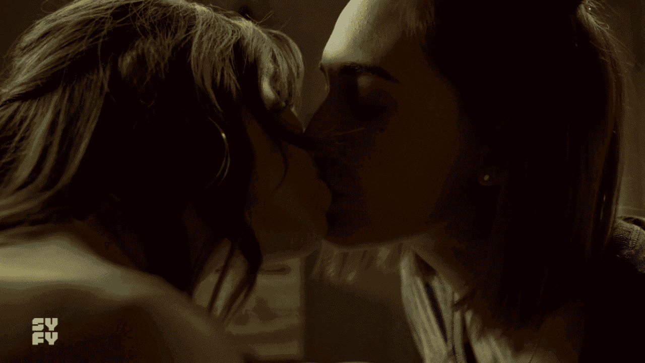 Wayhaught besito