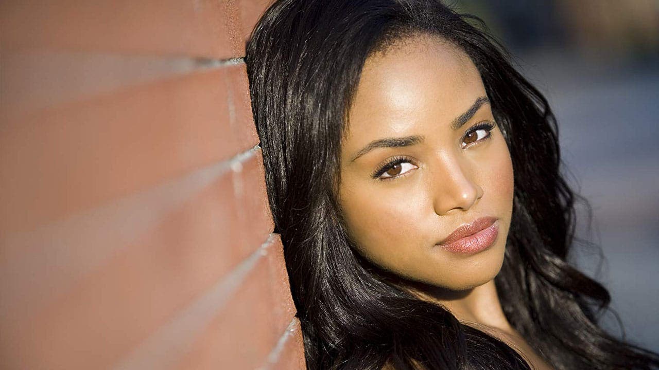 Meagan Tandy será la novia de Batwoman