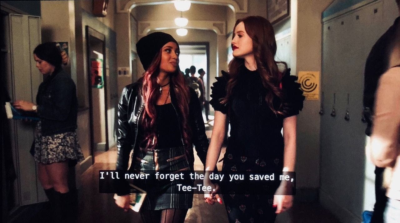 choni holdinghands