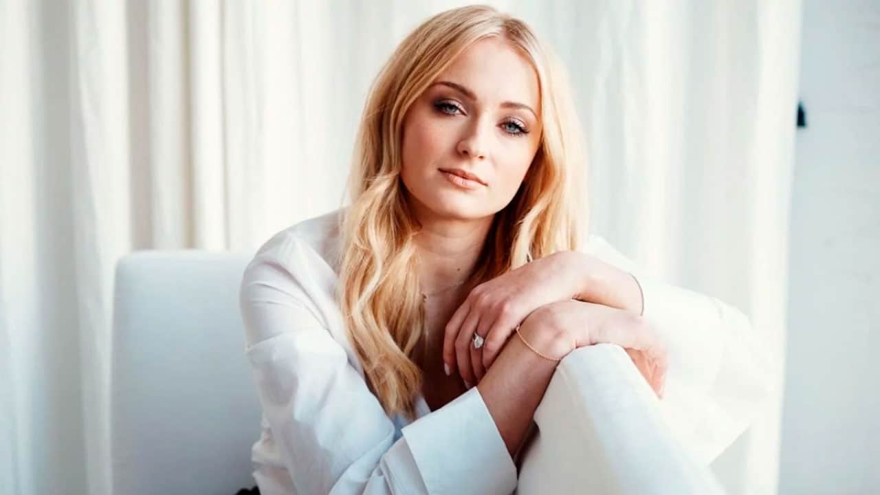 Sophie Turner: Me enamoro de la almas no del género