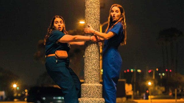 Booksmart película lésbica