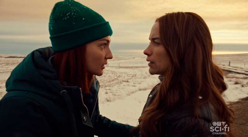 Nicole Haught y Wynonna Earp discutiendo