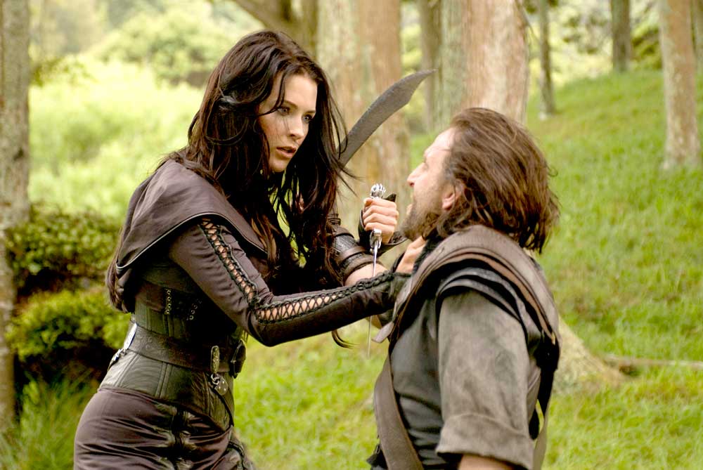 Kahlan confesando a un hombre