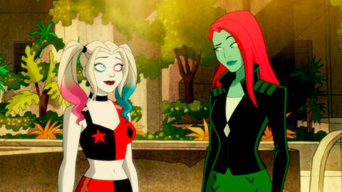 Harley Quinn y Poison Ivy mirándose