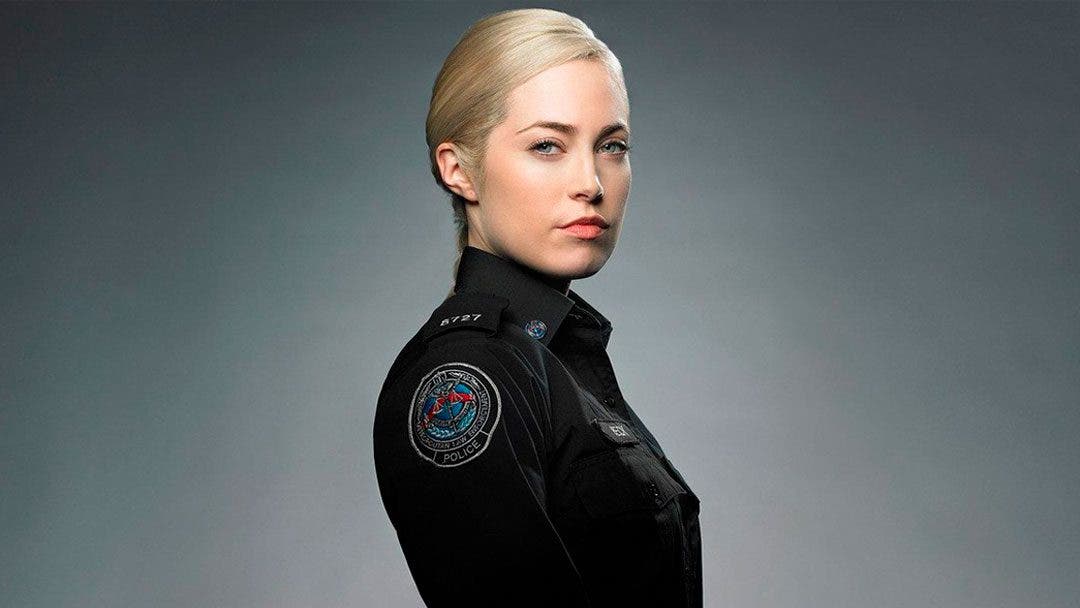 Charlotte Sullivan como Gail Peck